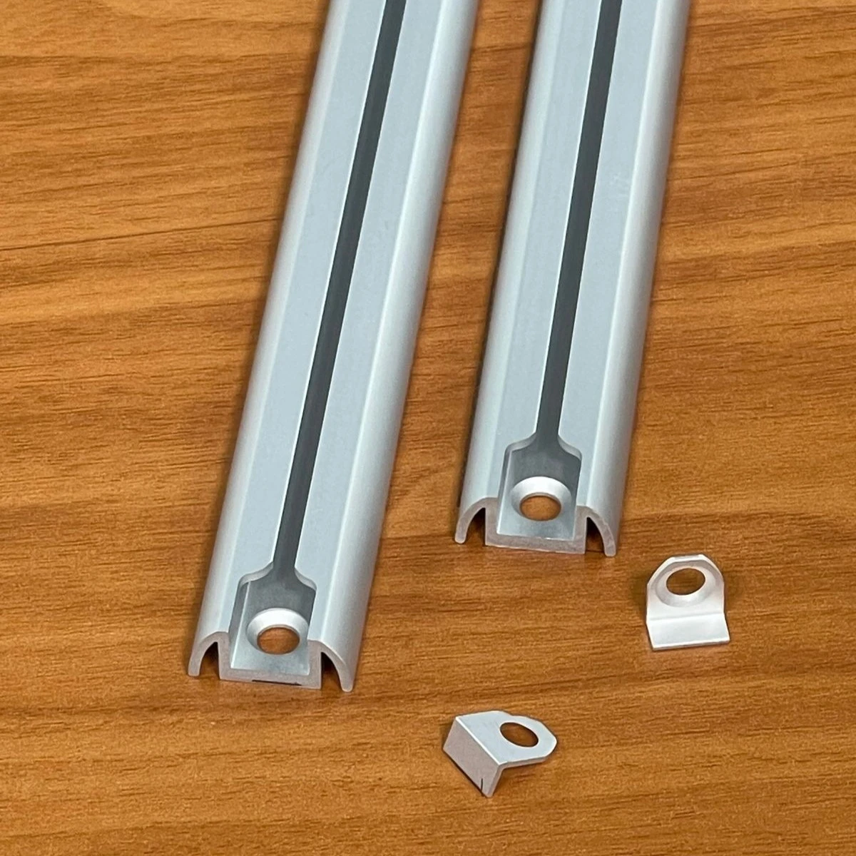 Grey shield and solid silver arched binder